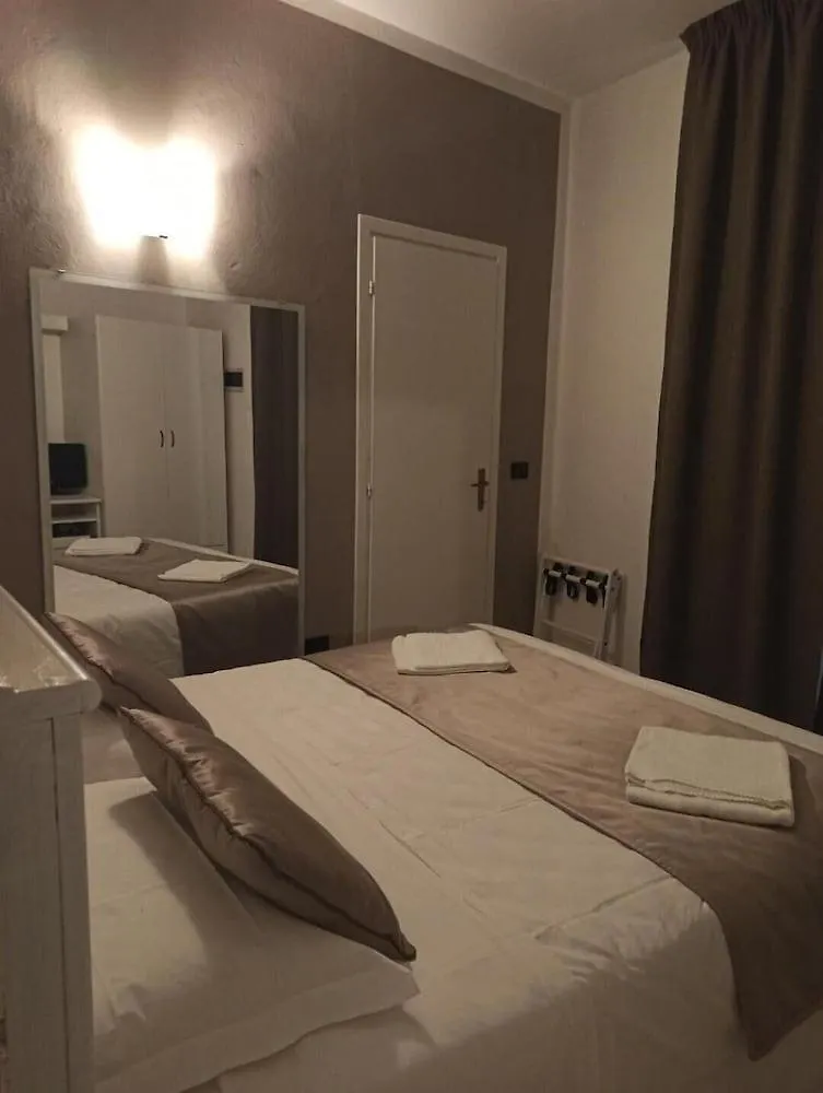 Hotel Leonardo Pisa