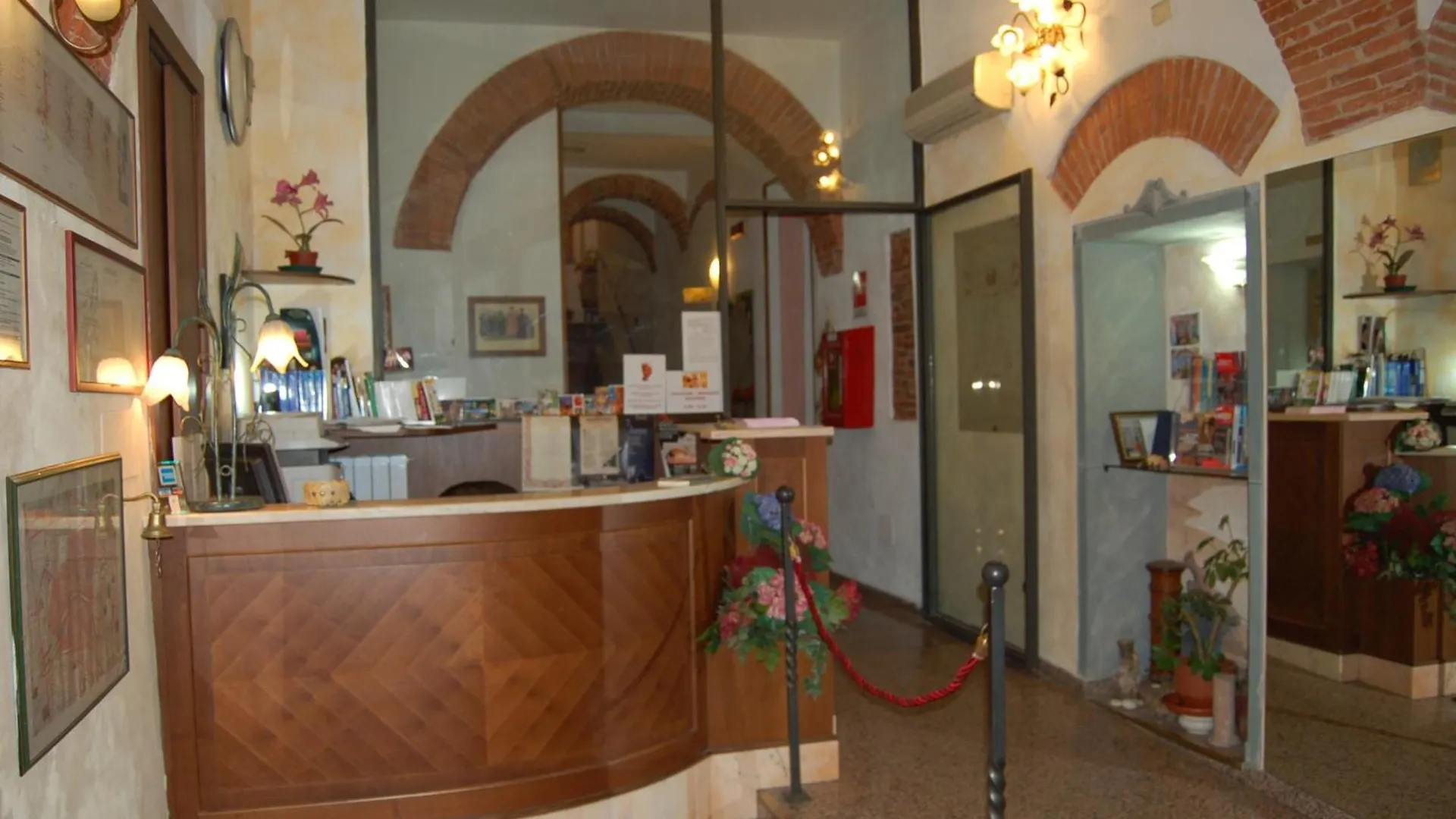 Hotel Leonardo Pisa