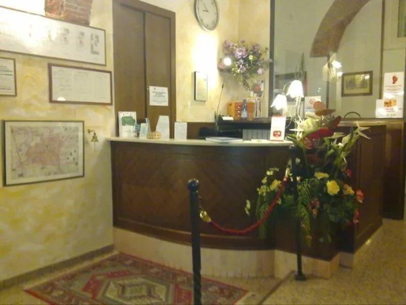 Hotel Leonardo Pisa